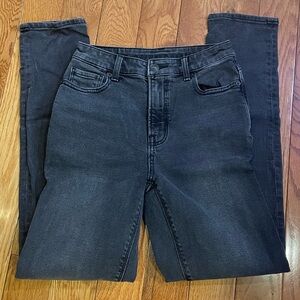 American Eagle High Waisted Mom Jean